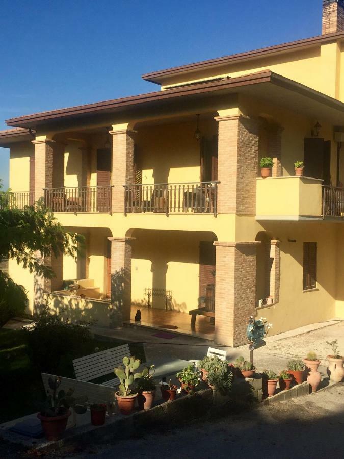 Castel RitaldiIl Girasole公寓 外观 照片